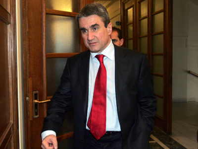 Kάνουν πλάκα με το Υπουργείο και το ΙΚΑ